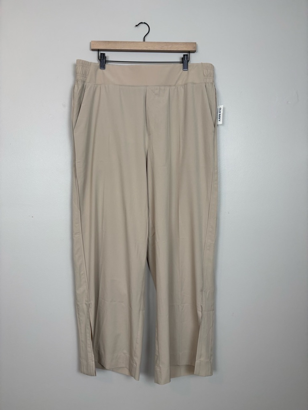 Old Navy High Rise Wide Leg Stretch Quick Dry Pants Womens XL in Cream/Tan